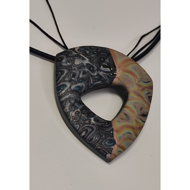 Peças de arte Moda sustentável Presentes artesanais Bijuterias contemporâneas Estilo único Elegância artesanal Peças de arte Moda sustentável Presentes artesanais Bijuterias contemporâneas Estilo único Elegância artesanal