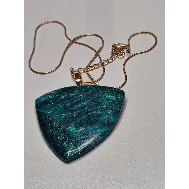 Pendente artesanal exclusivo / estilo unico e feito à mão Pendente artesanal exclusivo / estilo unico e feito à mão