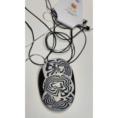 Peças de arte Moda sustentável Presentes artesanais Bijuterias contemporâneas Estilo único Elegância artesanal